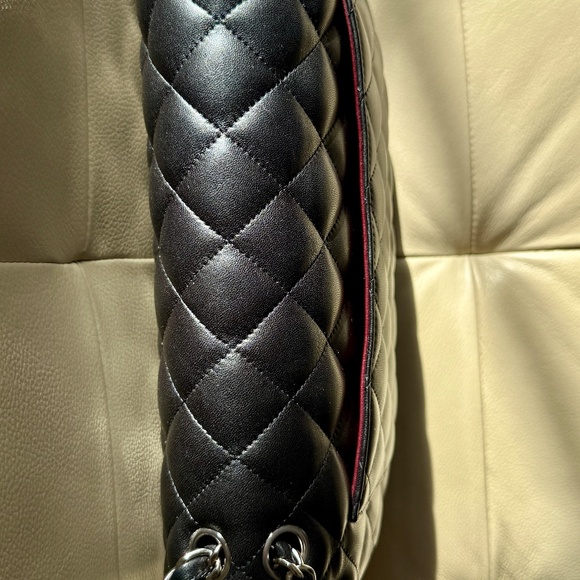 Authentic CHANEL Classic Double Flap Bag Jumbo Black Lamb Leather Silver Box - Picture 6 of 16